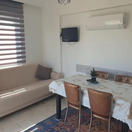 Mariner Apartment *