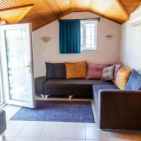 Mariner Apartment